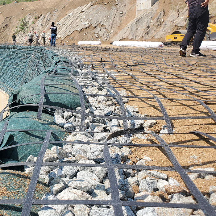 土工格栅施工应用